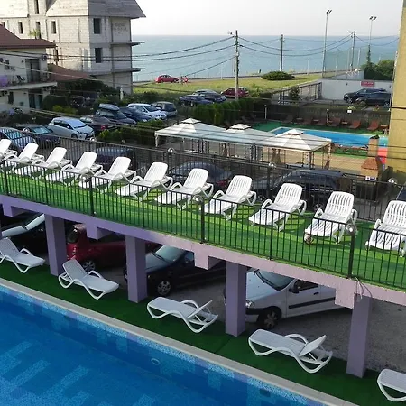 Aproape De Mare - Piscină încălzită, Vouchere Vacanță, 50 M De Faleză