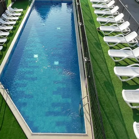 Aproape De Mare - Piscină încălzită, Vouchere Vacanță, 50 M De Faleză
