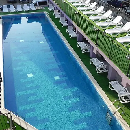 Aproape De Mare - Piscină încălzită, Vouchere Vacanță, 50 M De Faleză