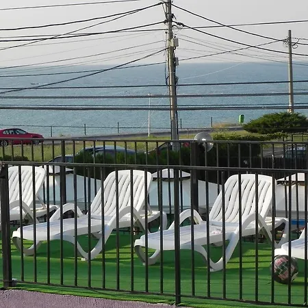 Aproape De Mare - Piscină încălzită, Vouchere Vacanță, 50 M De Faleză