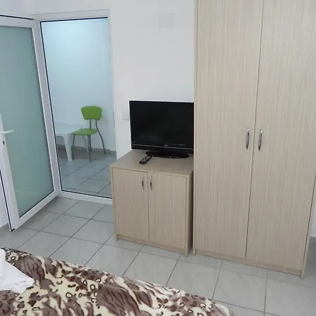 Aproape De Mare By Iubesc Marea Casa de hóspedes Costinesti